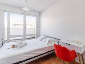 Chambre privée dans une colocation avec un balcon